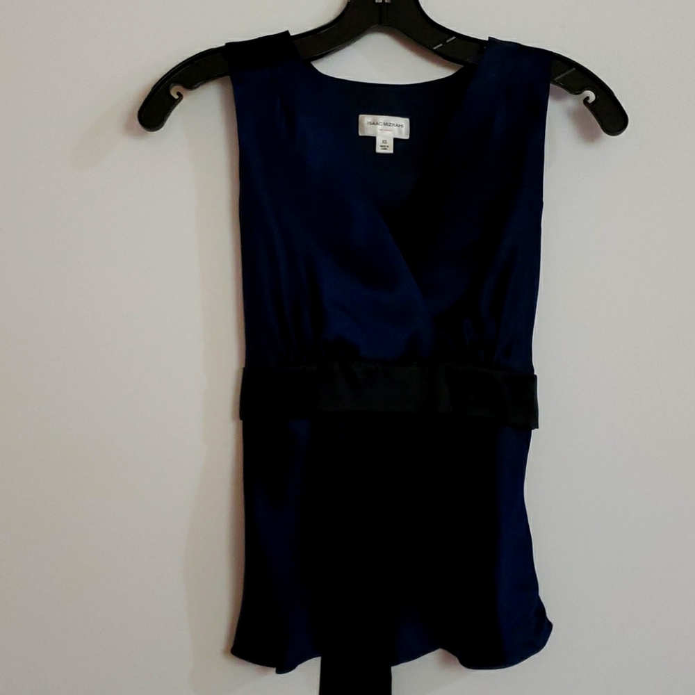 Isaac Mizrahi 100% silk top